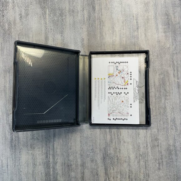 Metal Earth Halo 5 Guardian with Hardcase NO GAME Unpunched - Picture 8 of 12